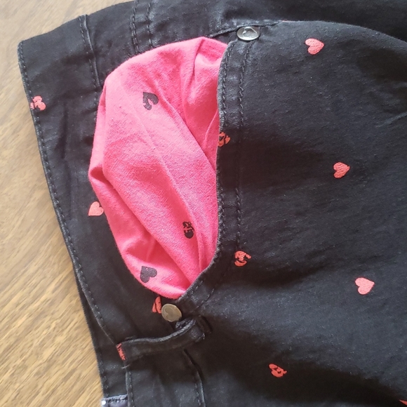 Iron Fist deconstructed black style denim shorts with red hearts. - Picture 8 of 8